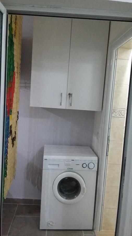 Shahaj Feriehus Vlorë